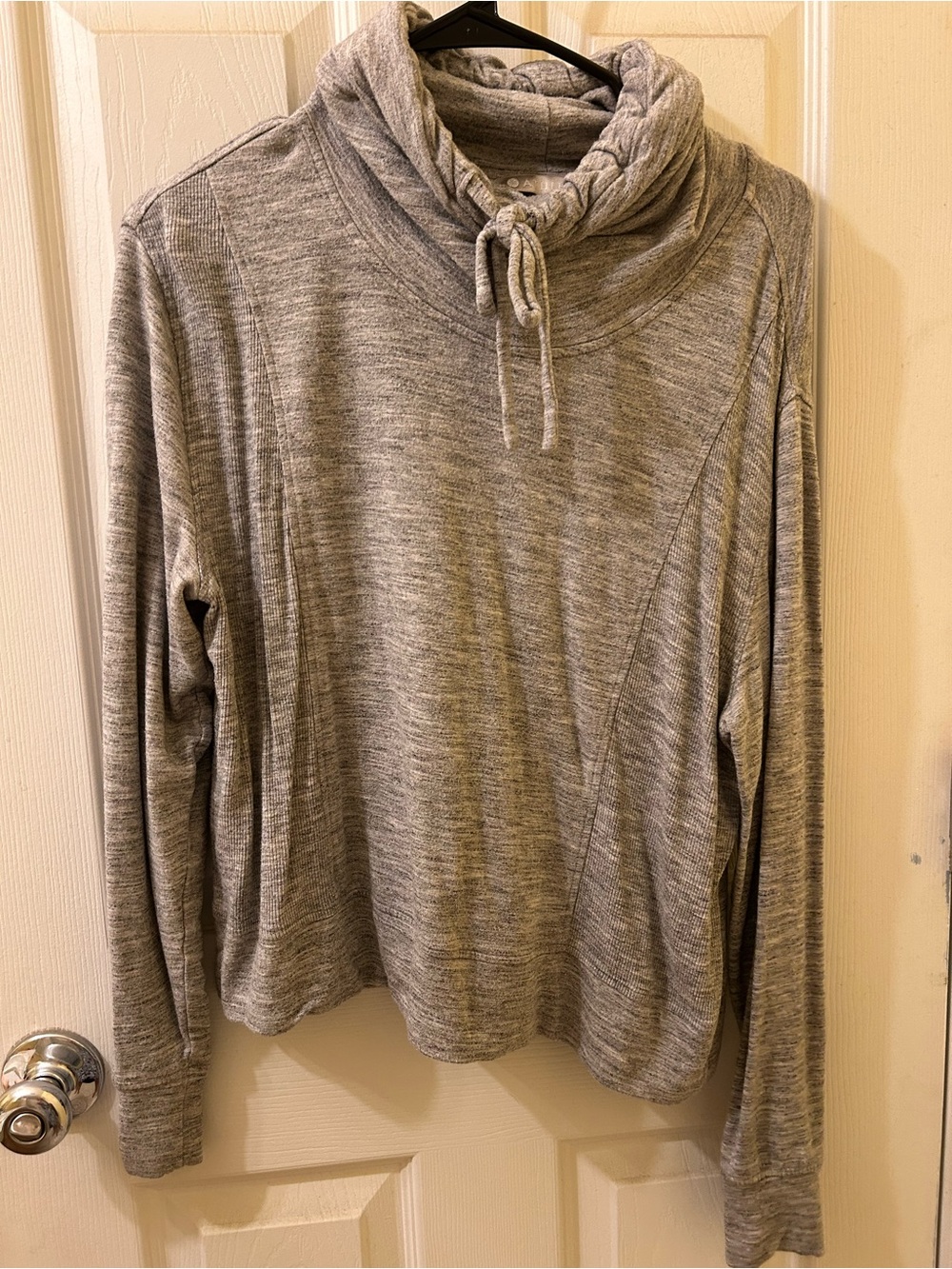Athleta Light Gray Cozy Cowl Pullover